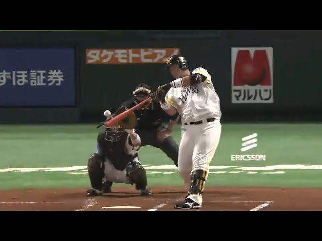 【2回裏】高めの球を叩いてスタンドイン!! ホークス・李大浩 17号同点ソロ 2015/6/19 H-F