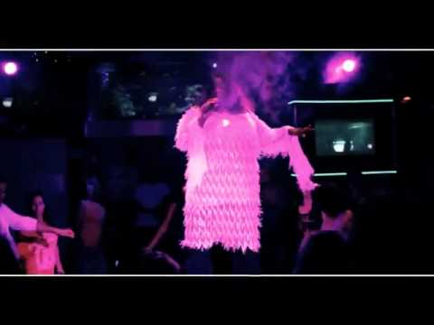 MADEMOISELLE LUNA & MISS AUTUMN LEAVES - Move Up &  Down (Radio Edit).flv