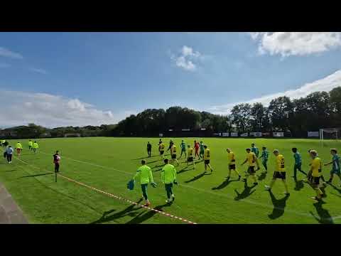 BK Olympic - Ängelholms FF spelarna kliver in på Lindängens IP 23.09.2023