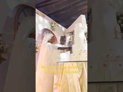 Rarara & Aisha Humaira   Cutting off the cake #rarara #aishahumaira #kannywood #kannywoodshorts