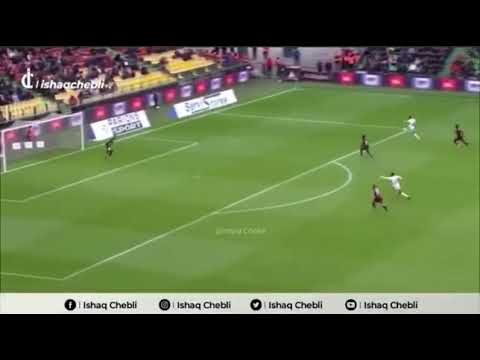 BUT de YOUCEF BELAÏLI vs Metz