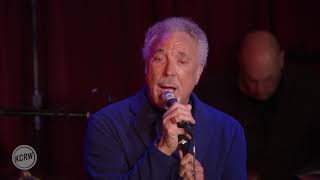 Y065.Tom Jones with special guest Alison Krauss Live on Soundstage (2017)