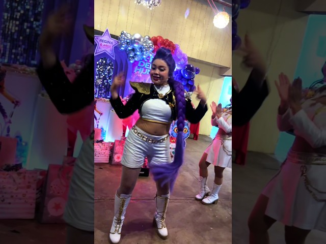 Vídeo relacionado con 3 PCS Espada Cazador Demonios K/Pop,Anime Cosplay Props,Accesorios Disfraz Hunters for Fiesta Halloween