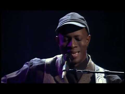 Keb' Mo' - "Can't Be Satisfied" at The Muddy Waters Tribute 1997