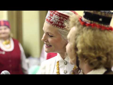 Sigita Jevgļevska un folkloras kopa „Atštaukas"