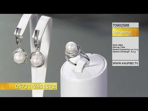 Кольцо из серебра 925 пробы с жемчугом и фианитами