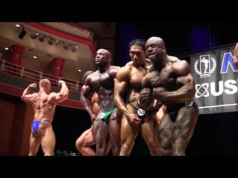 NABBA Universe 2016 - Men 2 Posedown