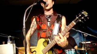 Nick Curran and the Lowlifes - "Reform School Girl"