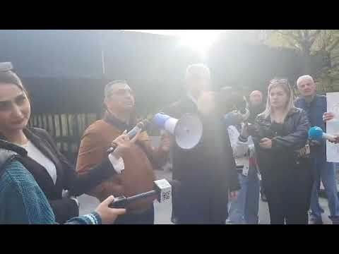 Փախել է Փարիզ, հետը տարել կնոջը, չգիտենք` Չալոյին տարել է, թե չէ