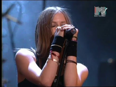 2003-05-03 - Avril Lavigne - Fuel | MTV Icon 2003