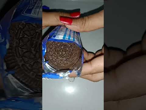Oreo dark and white chocolate flavour biscuits#shorts