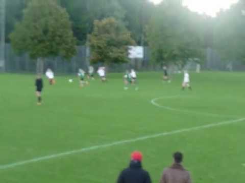 Ebba gör 4-0 för Våmb, match mellan Skövde KIK F99 och Våmbs IF F99 på Lillegårdens IP