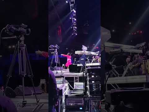 Princess Jodwana singing at the Total Praise and Worship with Lebo Sekgobela