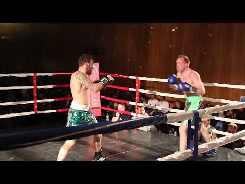 Stan Hutton Vs Jim Barry