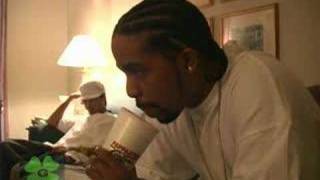 Lil&#39; Flip Watching Boxing (2 of 4) Quick Freestyle #1