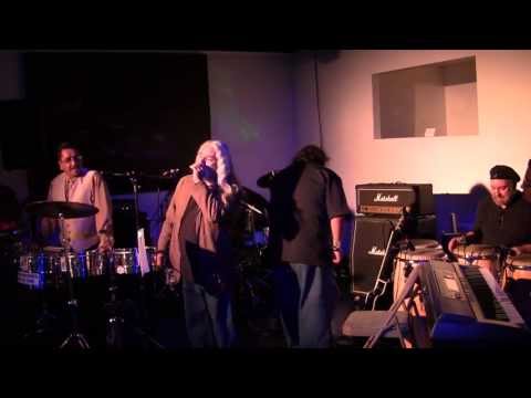 Lumbre live at Liquid Lounge