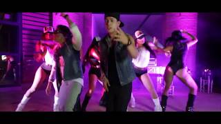 Contacto en Cuarto Music Video