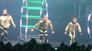 Antti Tuisku - Rahan takii &amp; Levoton (Lappi Areena 14.4.2018)