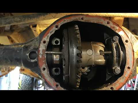 1989 YJ non c-clip Dana 35 roll pin remove cross pin