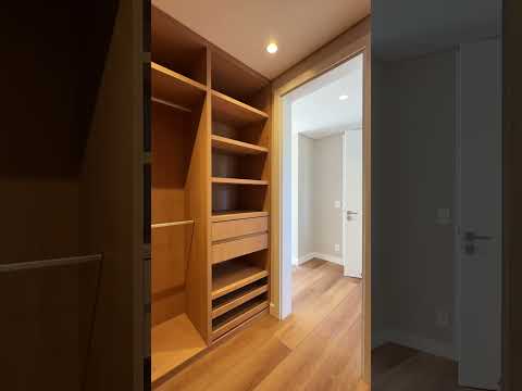 Video de YouTube - Exclusiva casa en Venta 4 dormitorios + servicio en Barrio Ombúes, San Nicolás - Ref 2201