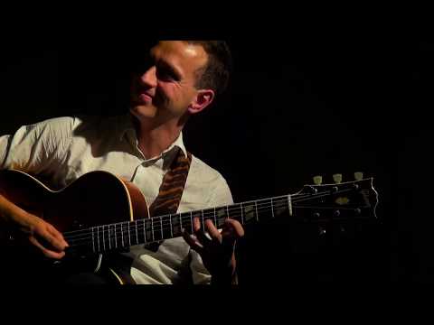 "Blame It On My Youth" - Michael Valeanu, Or Bareket & Jochen Rueckert - "Live at Mister Rogers"