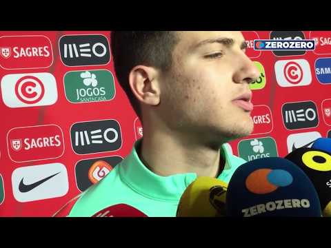 Diogo Dalot: «Eu e o João Félix somos dois exem...