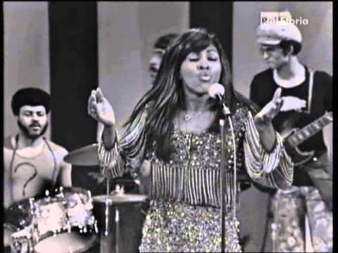 Ike & Tina Turner- Proud Mary-Live TV (1971)