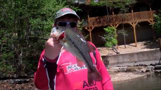 preview picture of video 'bass fishing in missouri'