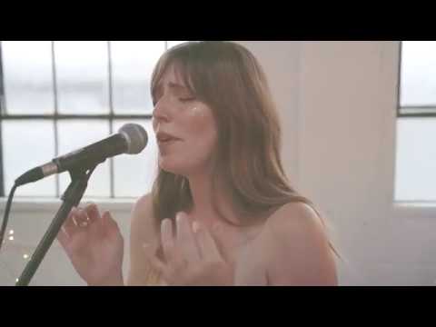 Jillian Lake - Bed & Butter (Live)