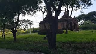 preview picture of video 'Bagan main streets whit e scooter #traveler #tourist'