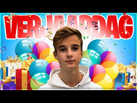 Birthday Stream -skyvinny