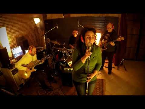 Artemìda - A Dream is a Wish Your Heart Makes - Live