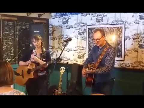 Pen and Stu' - Ravenswood' live @ Filey Folk Festival 