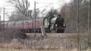 preview picture of video 'B1 61306 heads the Easterling through Cambridge and Ely 8/3/15'