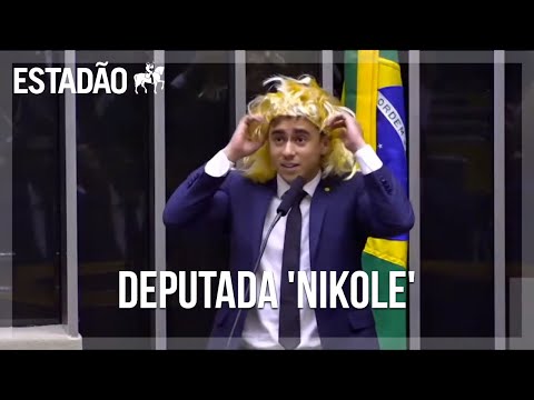 Nikolas Ferreira põe peruca, diz que é deputada 'Nikole' e prega contra feminismo no dia da Mulher