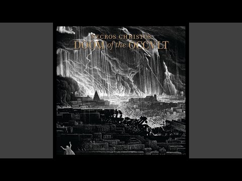 Descending into the Kingly Tomba