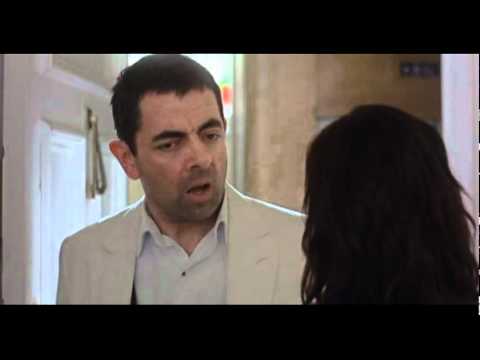 A scene from Johnny English (2003)