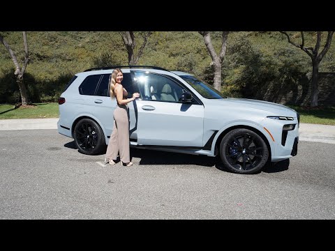 New 2024 BMW X7 M60i Review in Brooklyn Grey / 22" M Wheels /  BMW Review Test Drive with Eriika
