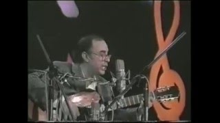 Garota de Ipanema by Joâo Gilberto