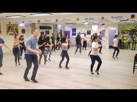Salsa Caleña Footwork - Colombian Style Salsa Open Level at Free Spirit Dance