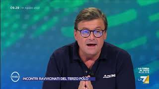 Calenda: "Meloni non è chiara sul fascismo, in Europa non le stringono la mano"