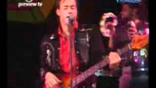 A La Vuelta De La Esquina