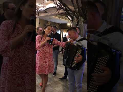 To je ta Jovana Starovlah - Igraaj mala na colove daću konja i volove 🎶🔝🔥