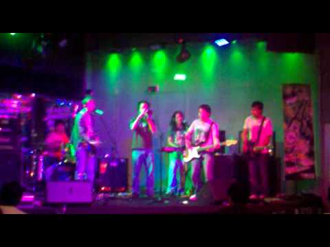 Furniture: False Start - Tuborg Road To Sunburst @ Urban Attic 070309