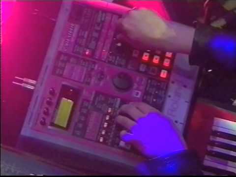 Mint Royale - Dancehall Places (Live ITV1)