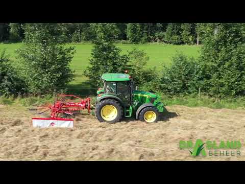 Harken grasland met Kuhn GA 4121 GM + John Deere 5080R - www.graslandbeheer.be