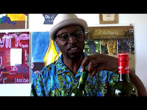 download lagu mp3 mp4 Lolailo Sangria Review, download lagu Lolailo Sangria Review gratis, unduh video klip Lolailo Sangria Review