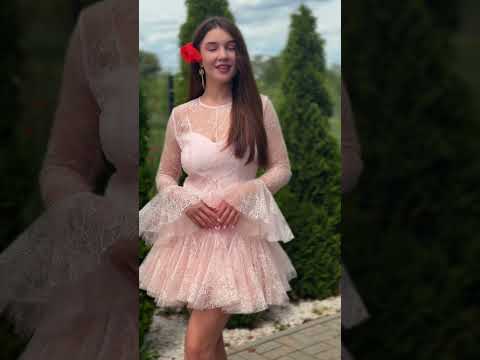 Rochie de ocazie din dantela roz pudrat Video
