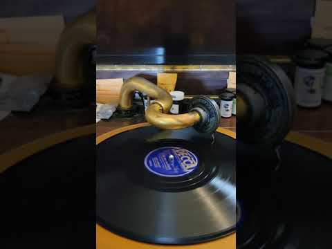 #1 Over the Rainbow - Judy Garland  Decca Records #2672 (set 74) 1939