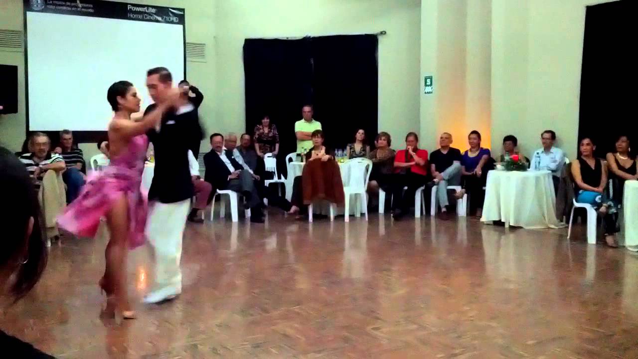 Luisa Calle y Jhonatan García en Lima, Milonga La Porteña 3/4